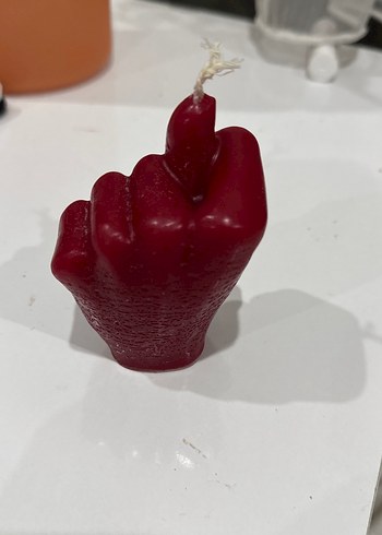 Kırmızı Parmak Şekilli Mum