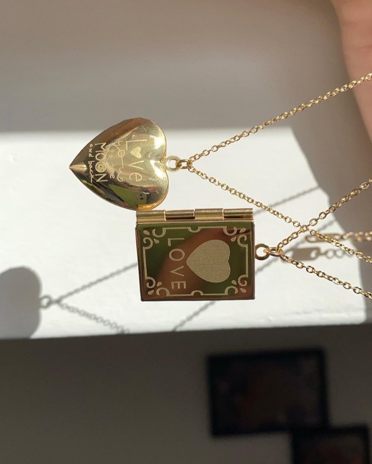 Vintage Altın Renkli Kitap Kolye - Görsel 5