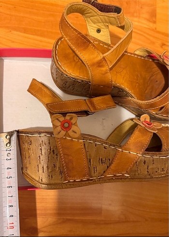 Kahverengi Deri Dolgu Topuklu Bohem Sandalet - Görsel 9