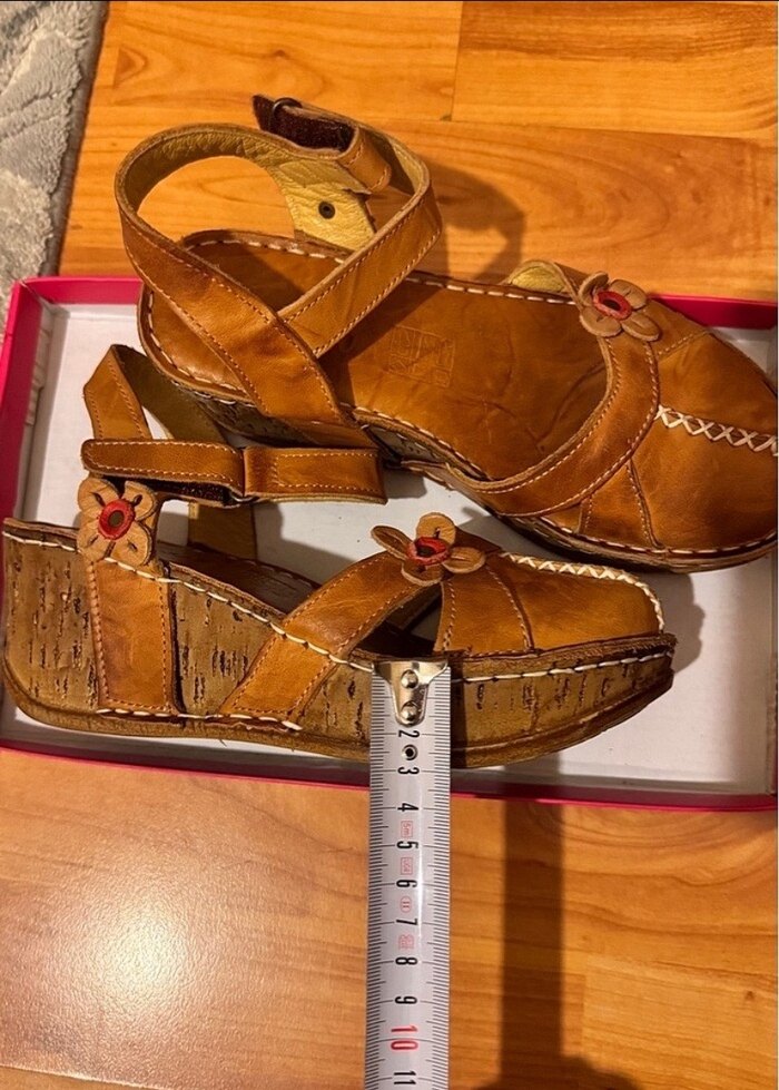 Kahverengi Deri Dolgu Topuklu Bohem Sandalet - Görsel 4