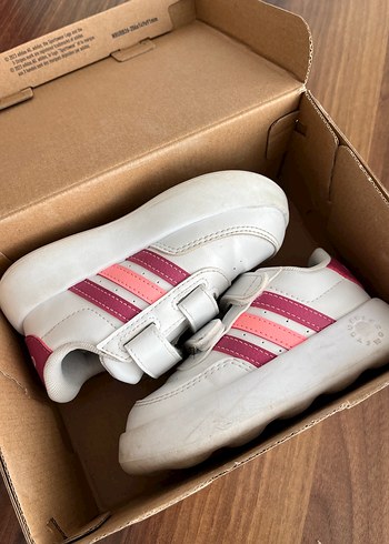 25 Beden Kız Çocuk Pembe Cırtcırtlı Spor Ayakkabı