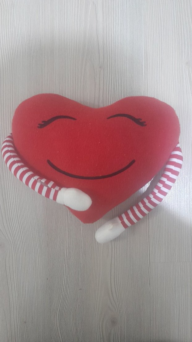 Kırmızı Gülümseyen Kalp Peluş yastık - Görsel 2