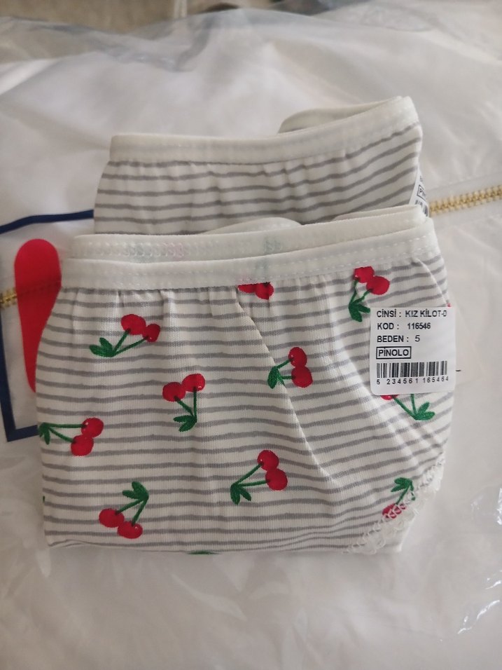 Desenli Mini Beyaz İç Çamaşırı - Görsel 3