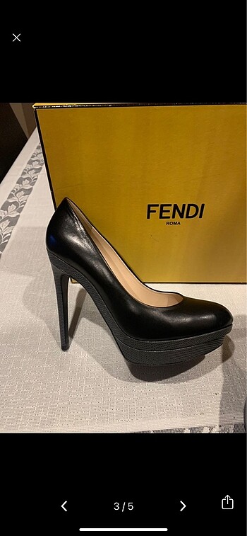 39,5 Beden siyah Renk Fendi