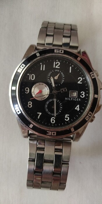 tommy hilfiger saat