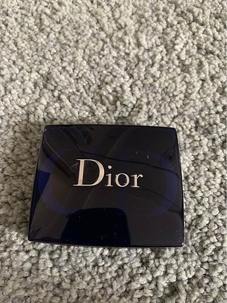Dior allık