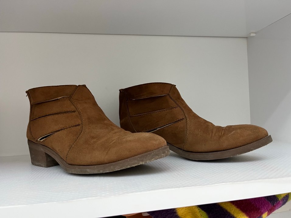 Kahverengi Süet Kadın Bot - Görsel 2