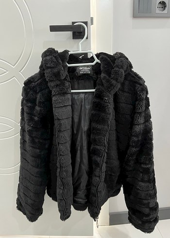 Siyah Kürklü ceket - Görsel 2