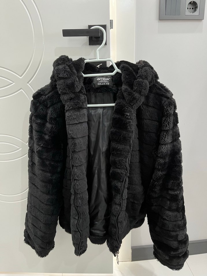 Siyah Kürklü ceket - Görsel 2