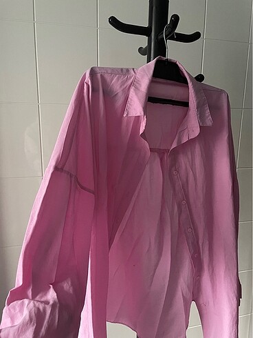 Pembe Gömlek