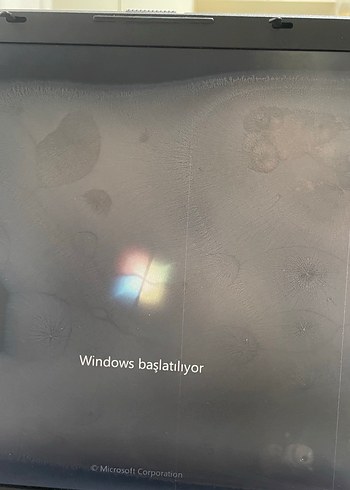 Beden Gri Toshiba Dizüstü Bilgisayar