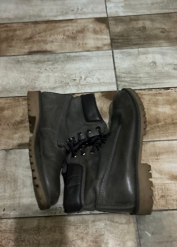 Minimalist  asker yeşili bağlamalı Bot - Görsel 3