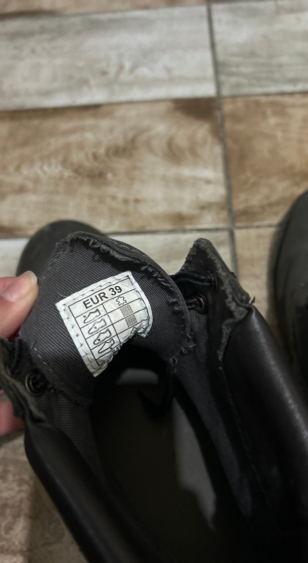 Minimalist  asker yeşili bağlamalı Bot - Görsel 4