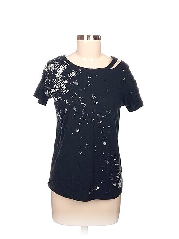 LC Waikiki T-shirt %70 İndirimli.