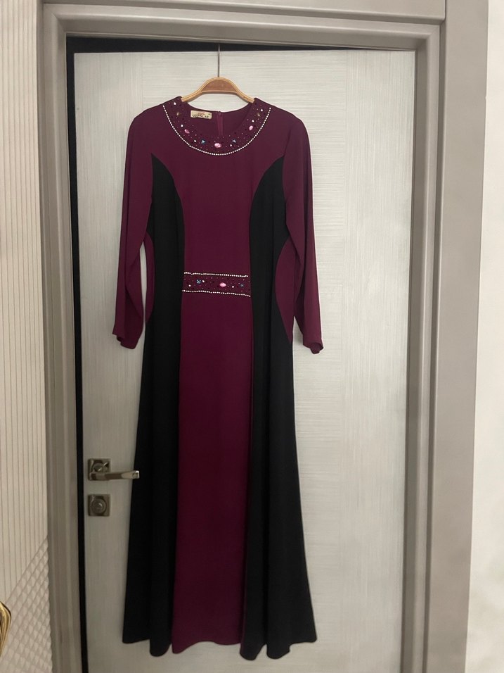 Uzun Kol Bordo Taşlı Elbise - Görsel 2