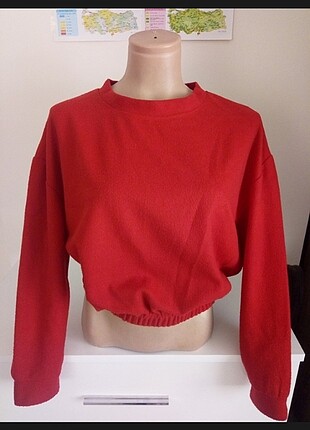 Kırmızı sweatshirt