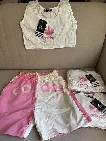Adidas bayan şortlu takım