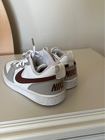 38 Beden beyaz Renk Nike ayakkabı