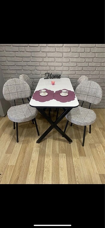 Elma masa sandalye takım