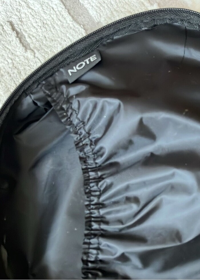 Kozmetik seyahat çantası - Görsel 3