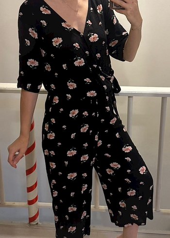 Siyah Çiçek Desenli Midi Tulum - Görsel 2