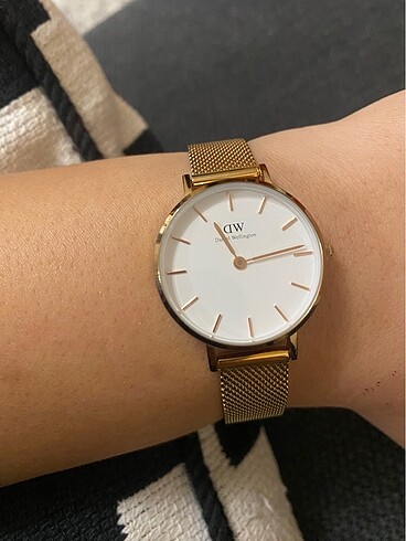 Daniel wellington saat