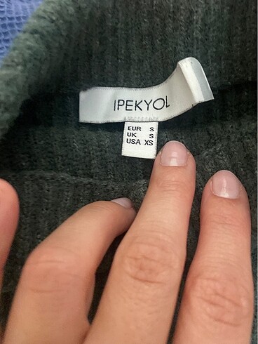 s Beden İpekyol yeşil kazak