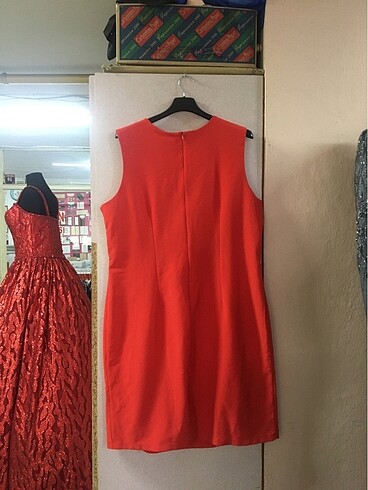 50 Beden kırmızı Renk Kısa elbise