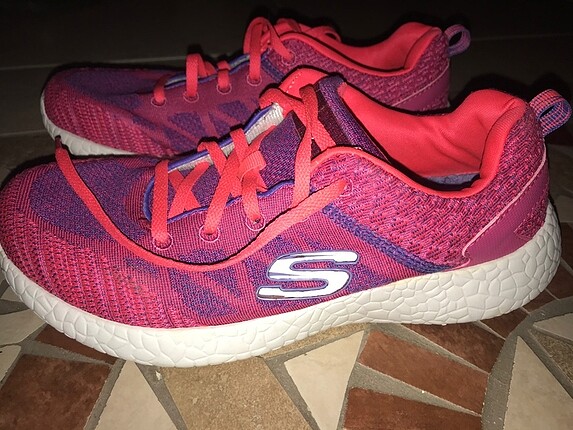 Skechers spor ayakkabı