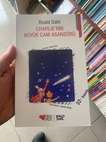 Charlienin büyük cam asansörü