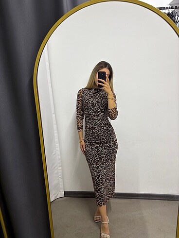 Zara Leopar