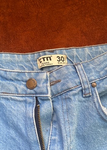 Düğmeli Mavi Kadın Mini Kot Şort - Görsel 3