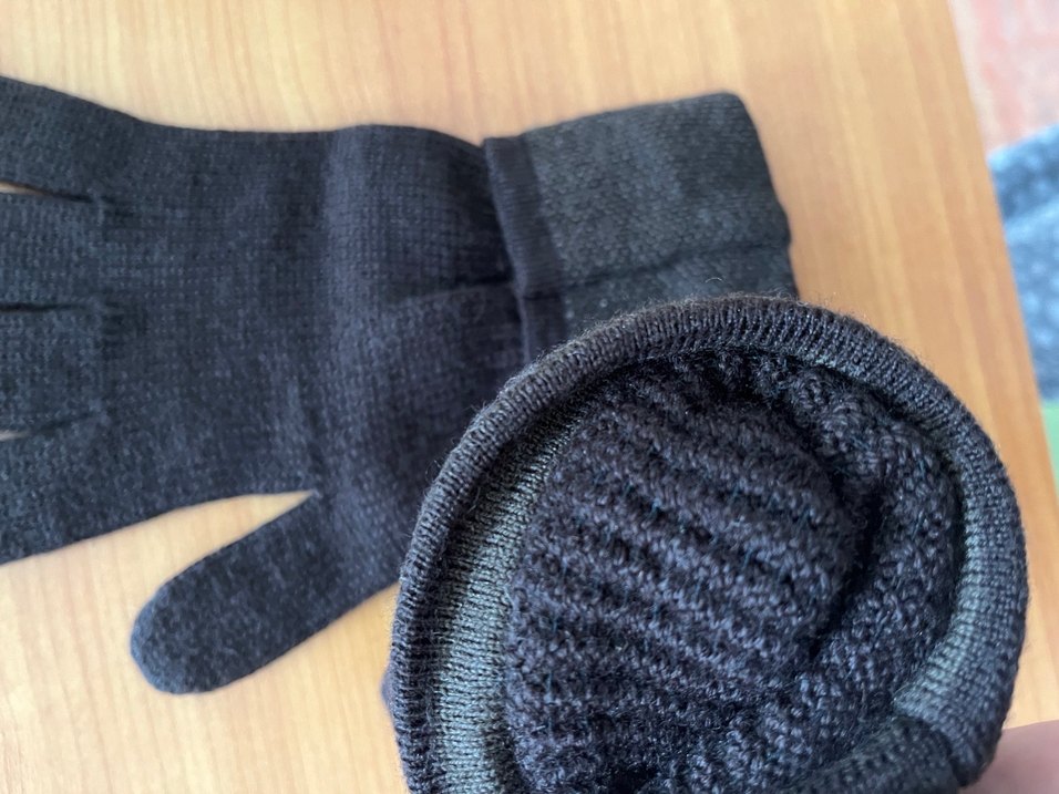 Guess yün eldiven - Görsel 3