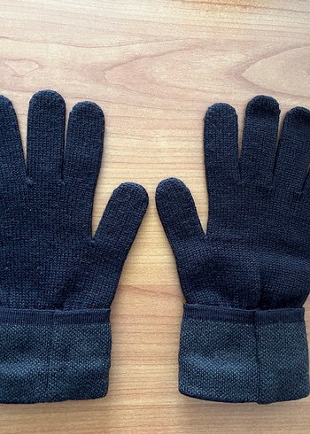 Guess yün eldiven - Görsel 4