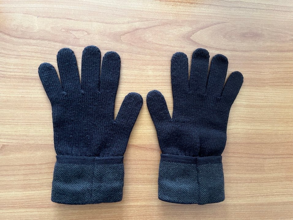 Guess yün eldiven - Görsel 4