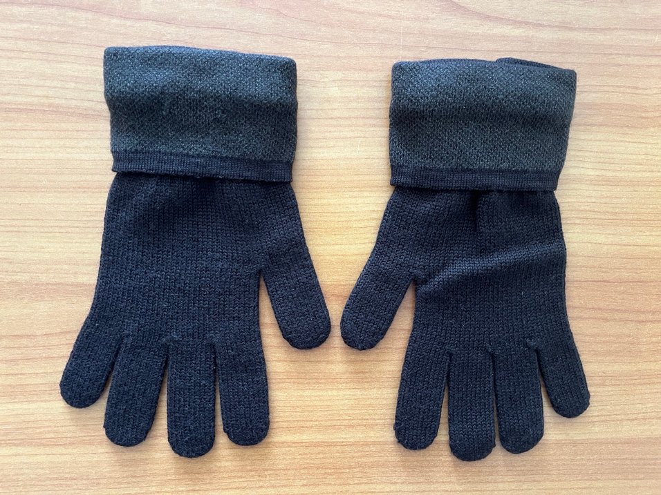 Guess yün eldiven - Görsel 3