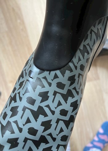 Dkny yağmur çizmesi - Görsel 7