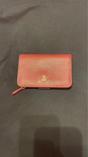 Prada cüzdan