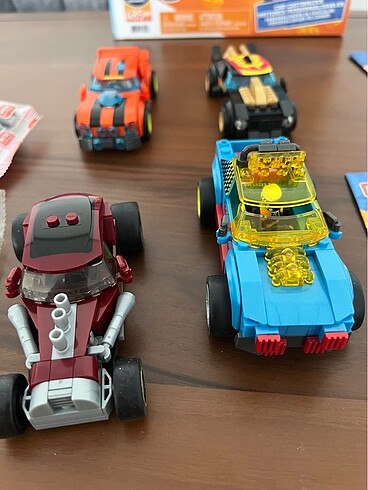Beden Lego hotwells sıfırı 2500?