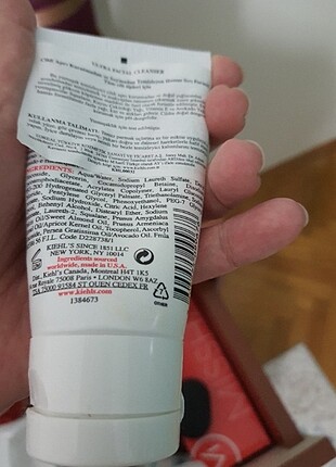 Kiehl's Kiehls Ultra Facial Cleanser Normal Ciltler için Nazik temizleyi