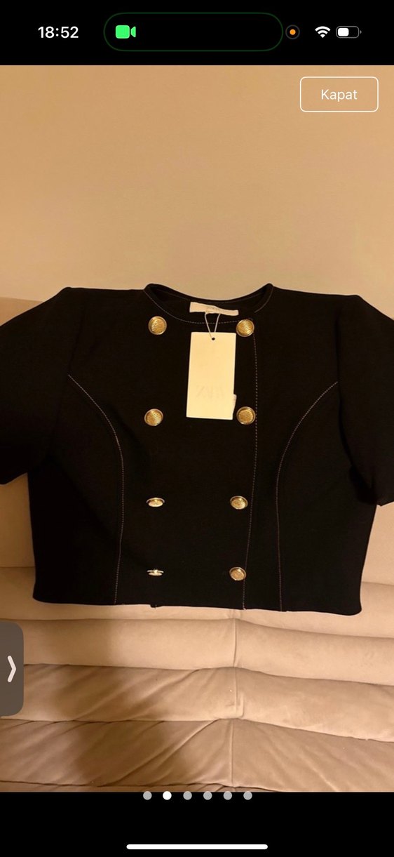 Kız Çocuk Siyah Süet Düğmeli Ceket - Görsel 2