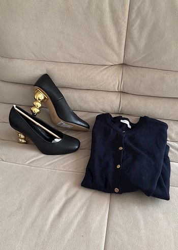 Düğmeli Siyah Süet Midi Hırka - Görsel 5