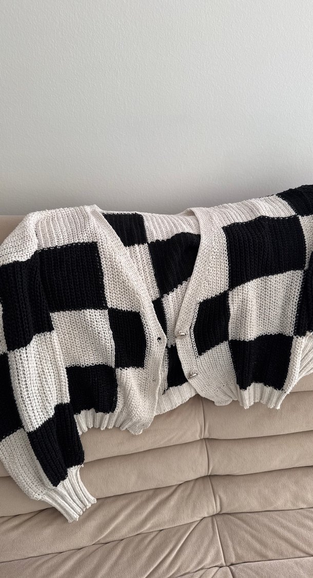 Ekose Desenli Örgü Kadın Hırka - Görsel 3