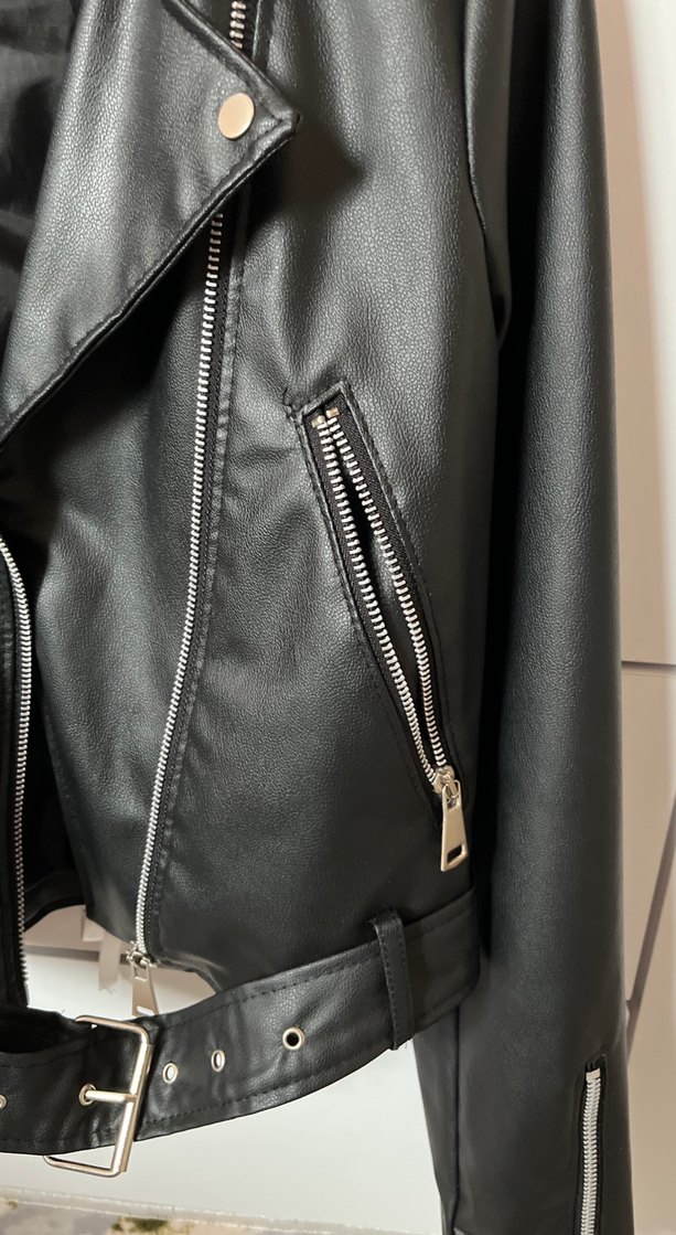 Siyah Kadın Deri Ceket - Görsel 3