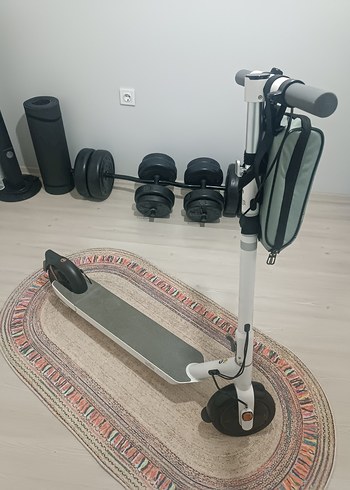 OKAi ES20 NEON 600W e-scooter 05319906181 - Görsel 3