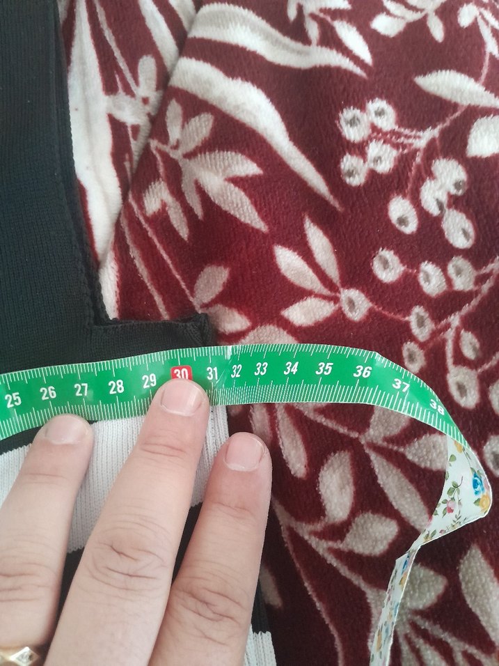 Siyah Beyaz Çizgili Triko Kadın Atlet - Görsel 3