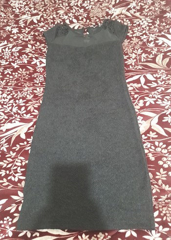 V Yaka Dantelli Kısa Kollu elbise - Görsel 5