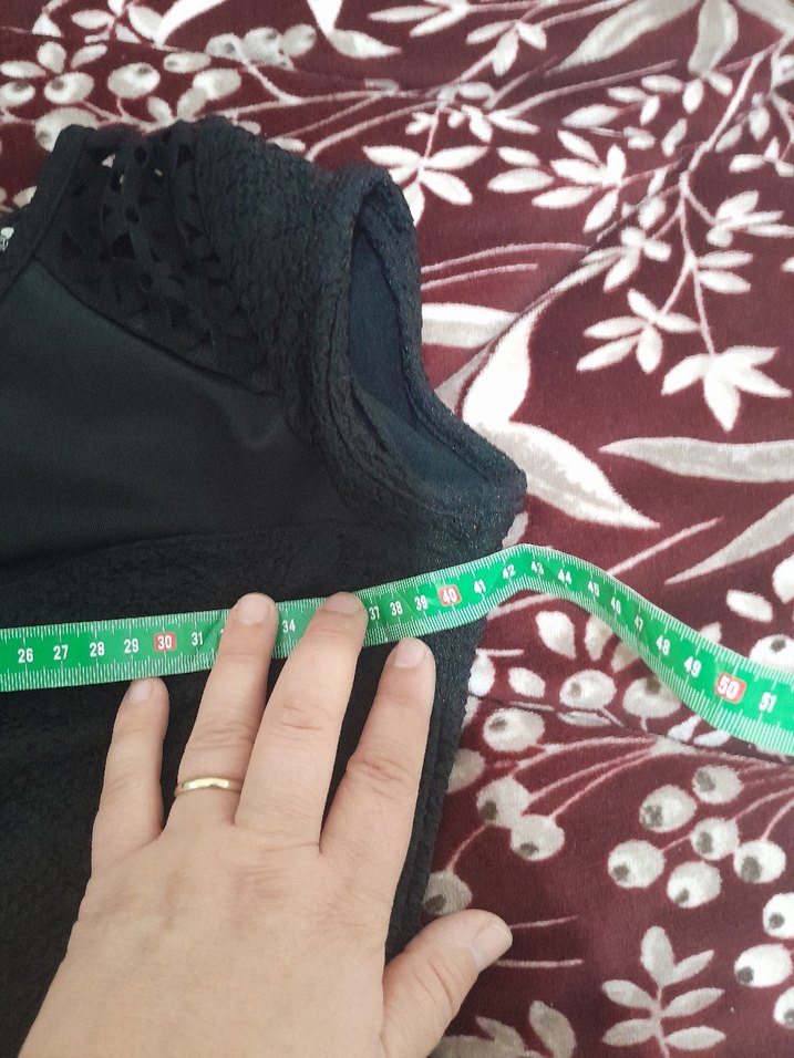 V Yaka Dantelli Kısa Kollu elbise - Görsel 4