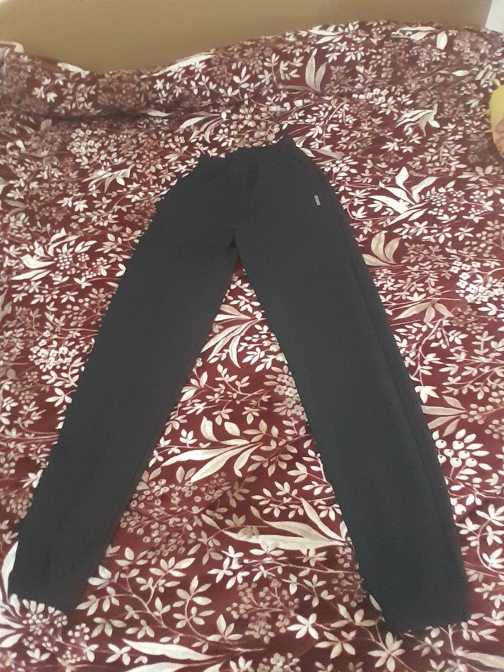 Siyah Kadın Rahat Kesim eşofman - Görsel 3