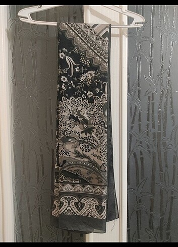 DESENLİ EŞARP